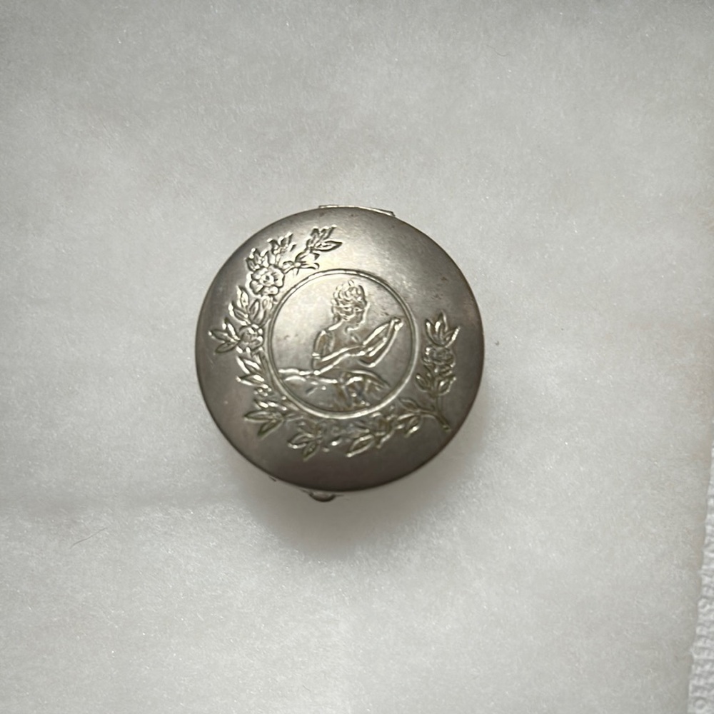 Vintage Silver Compact with Floral Design